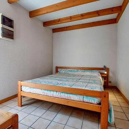 2 Bedroom Beautiful In * Les Mathes