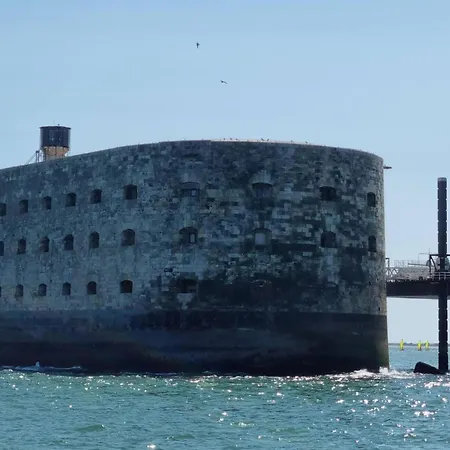 Holiday home 2 Bedroom Beautiful In