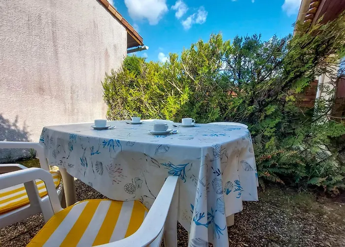 2 Bedroom Beautiful In * 莱马特