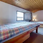 Amazing Home In Les Mathes With Swimming Pool 度假居 莱马特
